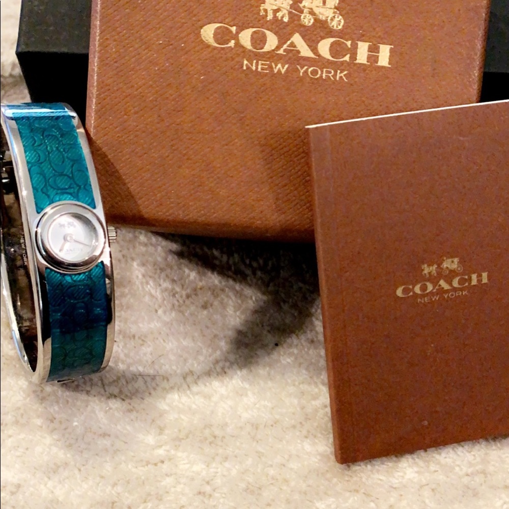 ❤️SOLD❤️Coach turquoise bangle watch with logos, silver